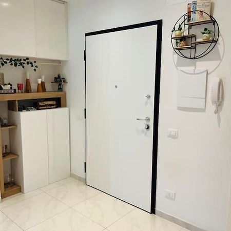 Orizzonte 5 Terre, Viale Italia 221 - Partenza Battelli 5 Terre 斯培西亚 外观 照片