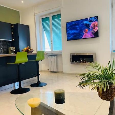 Orizzonte 5 Terre, Viale Italia 221 - Partenza Battelli 5 Terre 斯培西亚 外观 照片