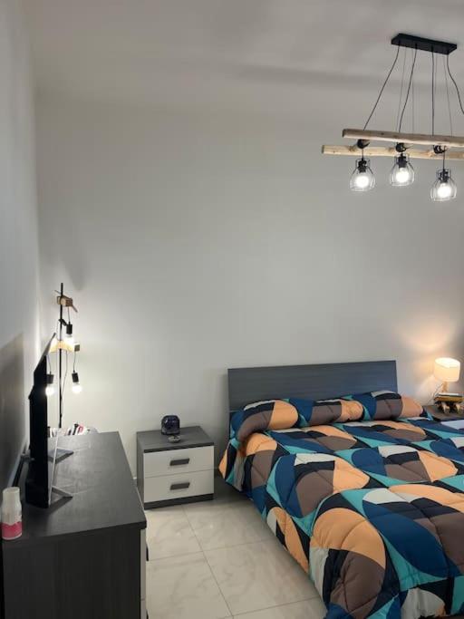 Orizzonte 5 Terre, Viale Italia 221 - Partenza Battelli 5 Terre 斯培西亚 外观 照片